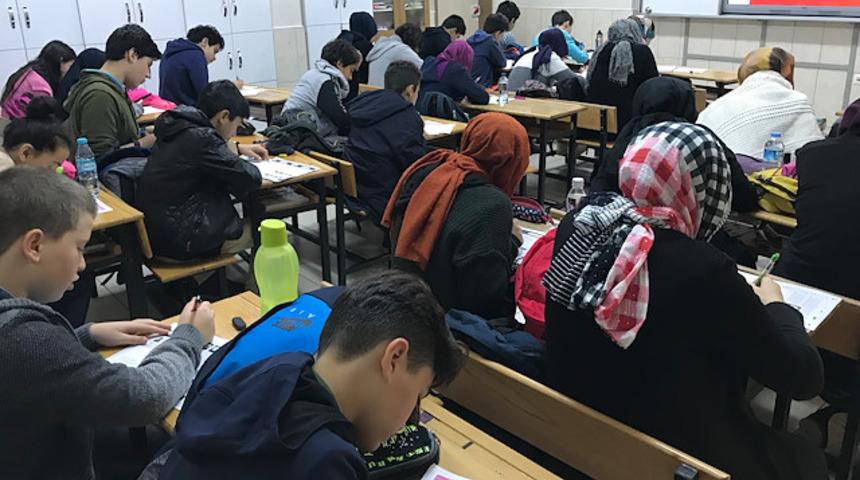 Bakan Selçuk çağrı yapmıştı! İmam Hatip'te 'öğretmensiz sınav'