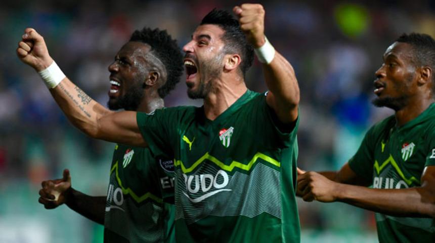 Bursaspor ve Malatyaspor'da yeniler gol yükünü sırtlıyor