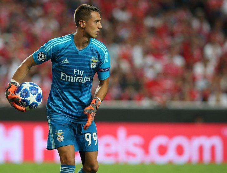 Odisseas Vlachodimos (Benfica)