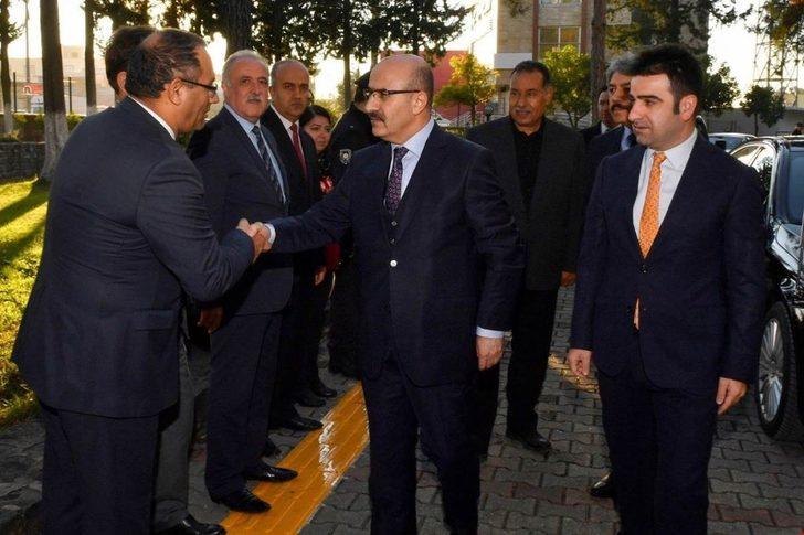 Vali Demirtaş Karaisalı’yı ziyaret etti G1