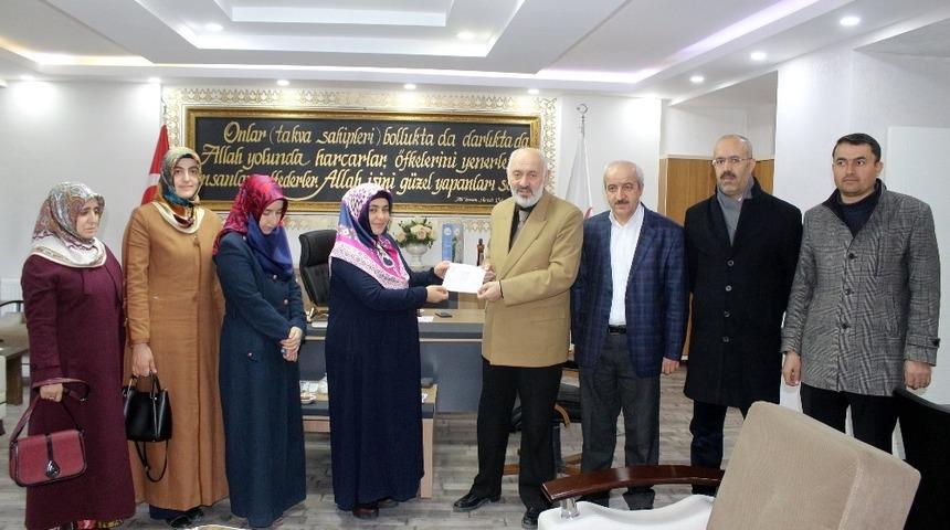 Van&rsquo;da &ldquo;Yemen İ&ccedil;in El Ele&rdquo; kampanyası