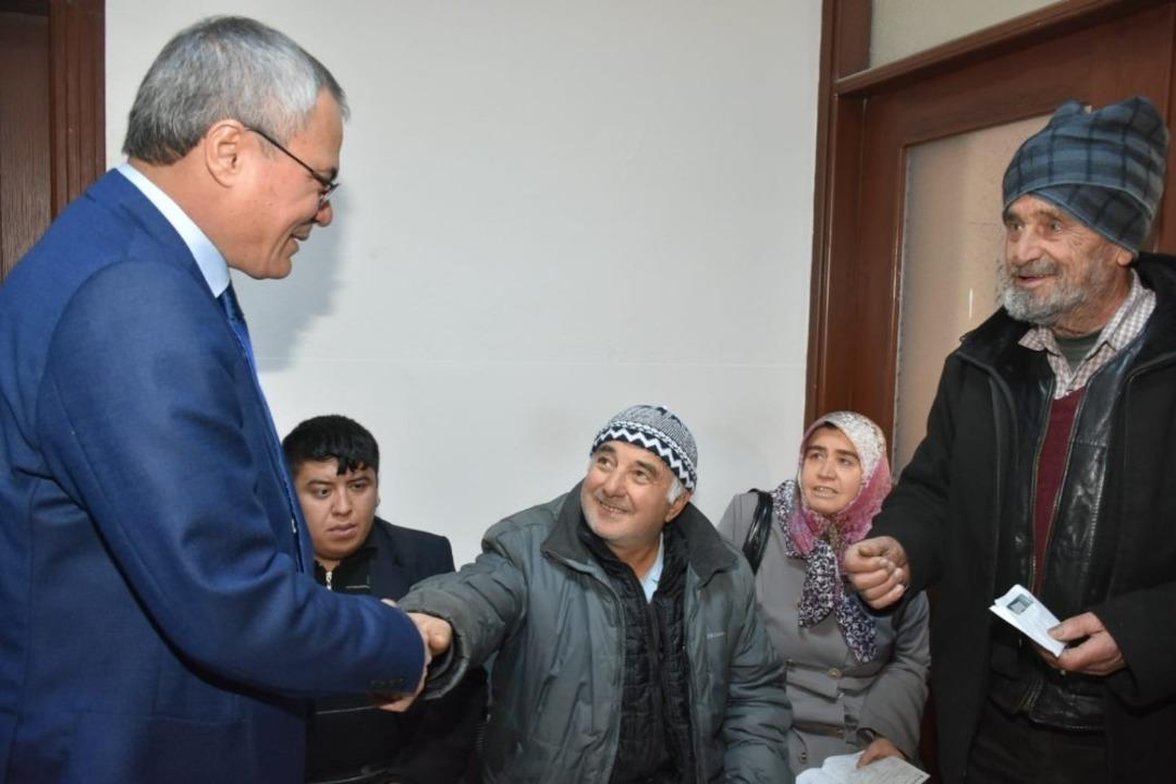 Vali Deniz&rsquo;den Akhisar ve Kula&rsquo;da yoğun mesai