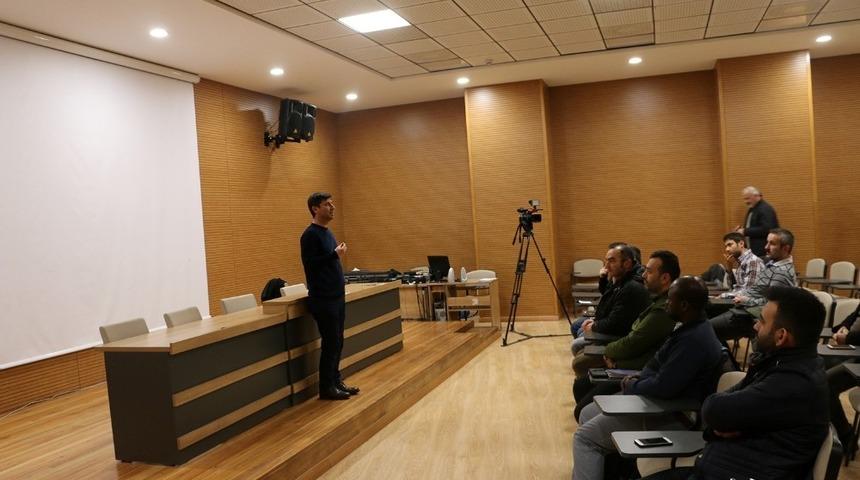 En baba at&ouml;lye&rsquo;de &lsquo;Babalık psikolojisi&rsquo; dersleri devam ediyor