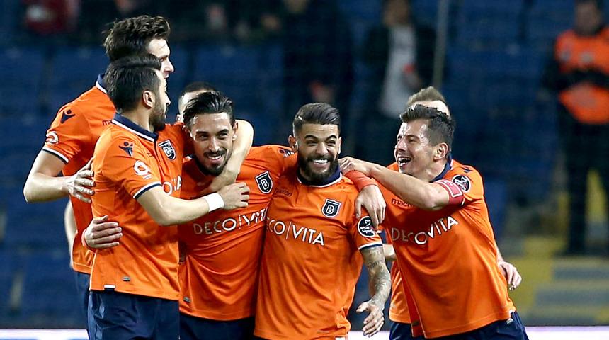 Alanyaspor - Başakşehir ma&ccedil;ının muhtemel 11'leri