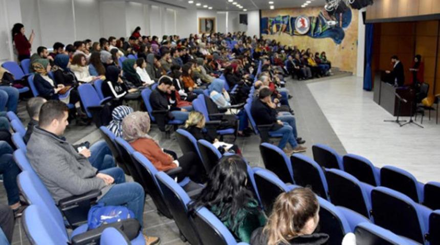 &Uuml;niversite bu s&ouml;zler karıştırdı: Aleviler bu kafayla daha &ccedil;ok bedel &ouml;der!