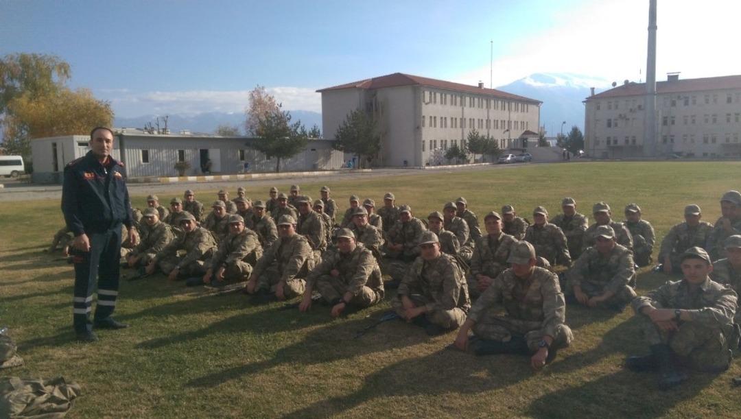 Erzincan İtfaiyesi 2 Bin 500 kişiye yangın eğitimi verdi