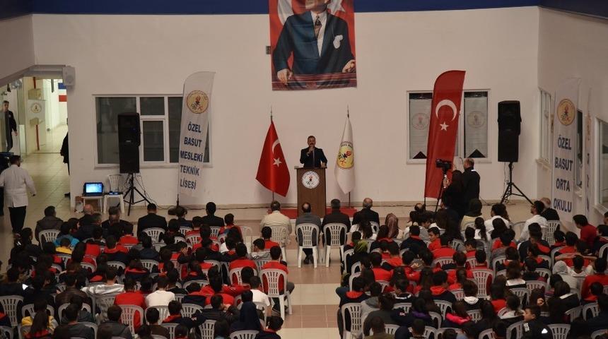 Tuna: "Toroslar Mersin&rsquo;in en fazla eğitim kurumana sahip il&ccedil;e"