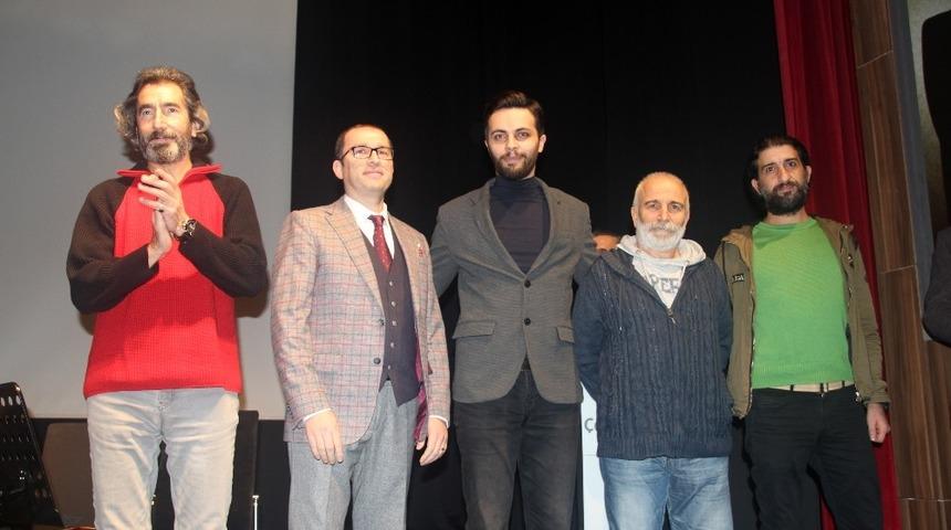 &ldquo;Y&uuml;cel&rsquo;in &Ccedil;i&ccedil;ekleri&rdquo; &Ccedil;ankaya&rsquo;da g&ouml;sterildi