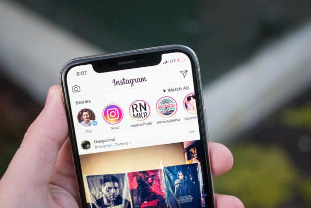 Instagram kaybolan mesaj modunu açmak için yukarı kaydır.