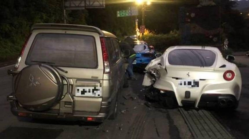 Direksiyonda uyuyunca kaza yaptı! Gözlerini açınca hayatının şokunu yaşadı