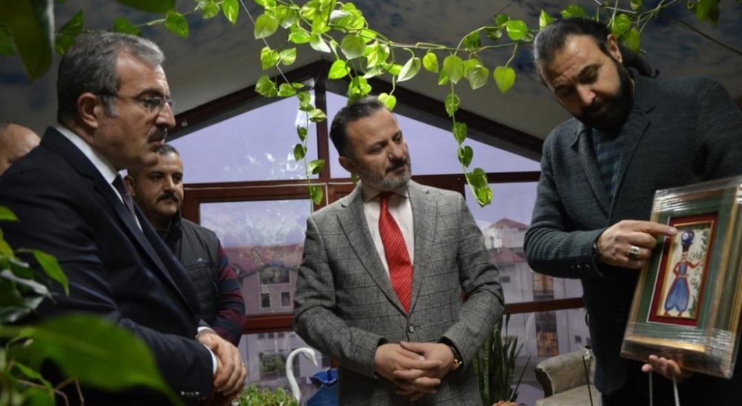 Vali Toraman: DP&Uuml;&rsquo;n&uuml;n k&uuml;lt&uuml;r-sanat alanındaki &ccedil;alışmalarını takdirle karşılıyoruz