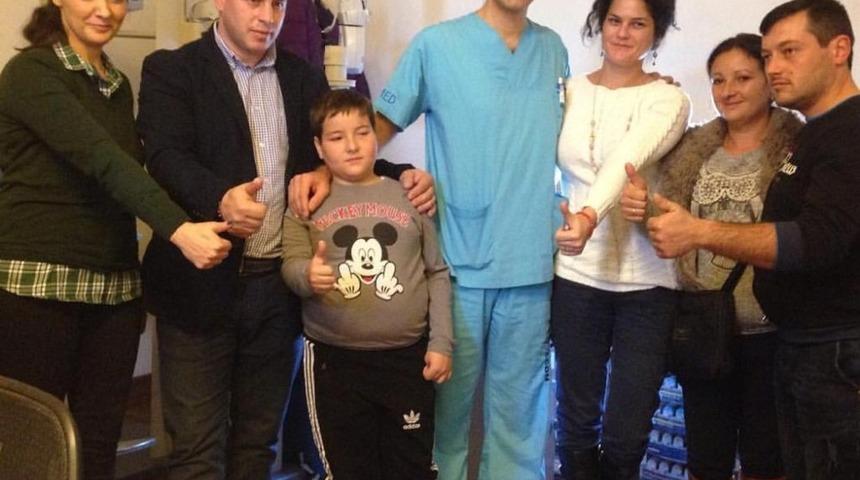 9 yaşındaki g&ouml;rme engelli &ccedil;ocuk şifayı Kayseri&rsquo;de buldu