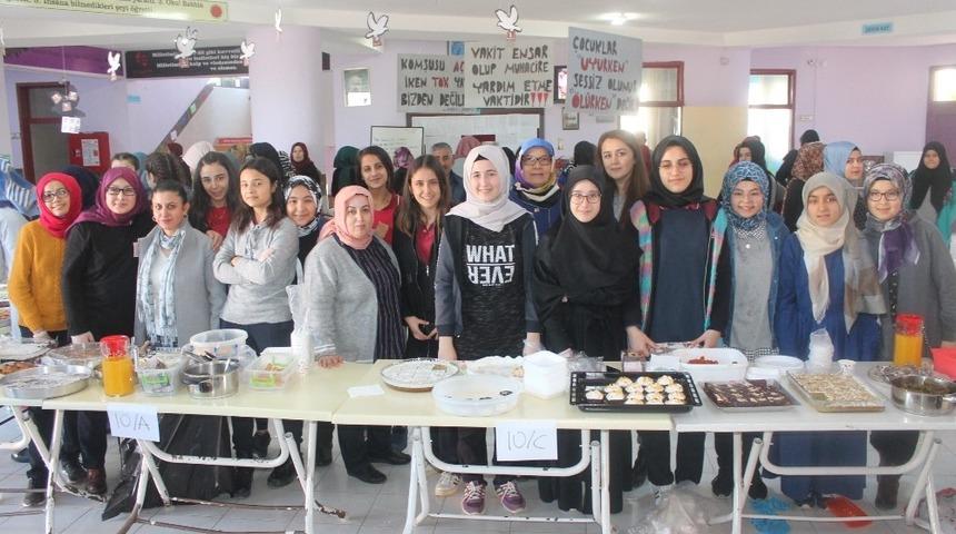 &Ouml;ğrencilerden Yemen&rsquo;e yardım kermesi