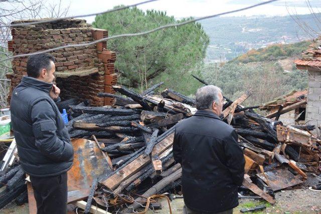 Kaymakam Çalık Selden zarar gören vatandaşları ziyaret etti