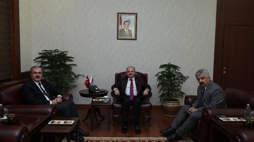 Vali &Ccedil;akacak, K&uuml;tahya Valisi Toraman ve K&uuml;tahya Emniyet M&uuml;d&uuml;r&uuml; &Ccedil;evik&rsquo;i ağırladı