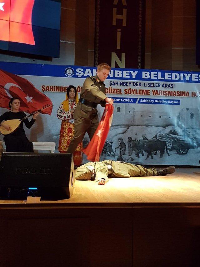 Şahinbey’de öğrenciler yarıştı