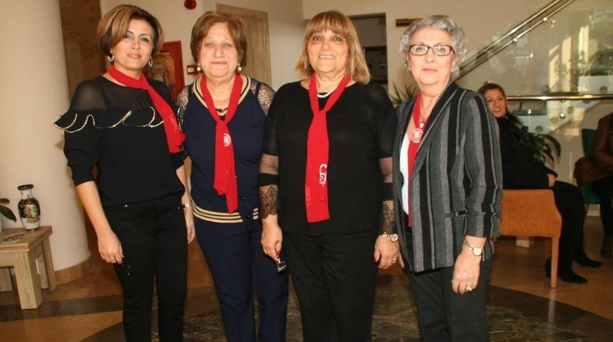 Yardım Sevenler Derneği tarafından dayanışma kahvaltısı