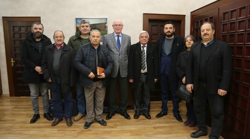 &Uuml;&ccedil; Saraylılar&rsquo;dan Başkan Kazım Kurt&rsquo;a ziyaret