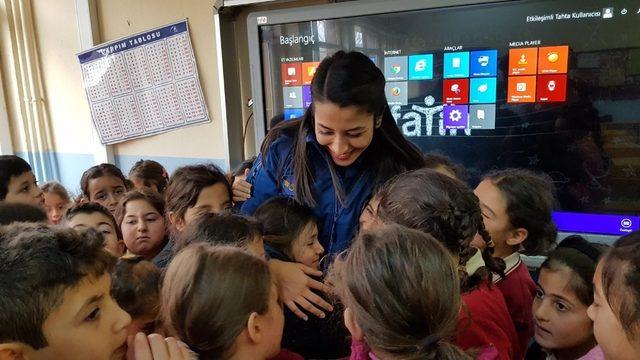 Jandarma köy okullarında “trafik dedektifleri” yetiştiriyor