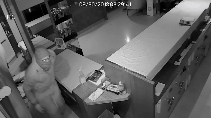 S&ouml;ke&rsquo;deki kuyumcu soyguncuları yakalandı