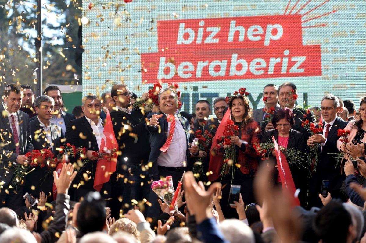 Başkan Uysal partililerle buluştu