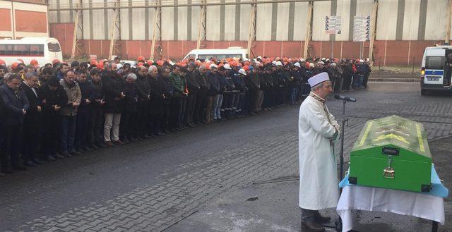 Fabrikada akıma kapılarak ölen işçi toprağa verildi