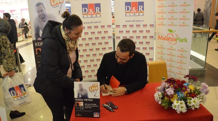 Malatya Park AVM&rsquo;de imza g&uuml;n&uuml;