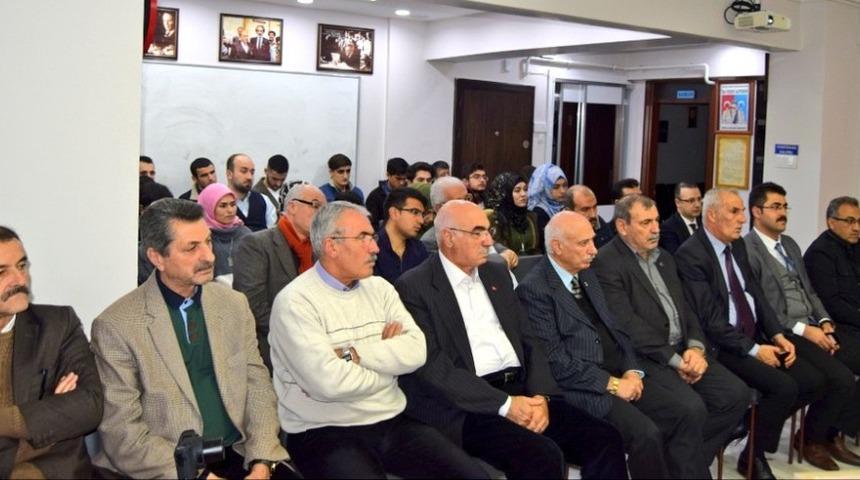 Elazığ&rsquo;da "K&uuml;reselleşme, Teknoloji ve Eğitimde Yeni Fırsatlar" konferansı