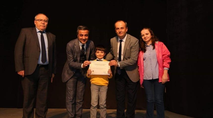 Meclis &uuml;yeleri mazbatalarını aldı