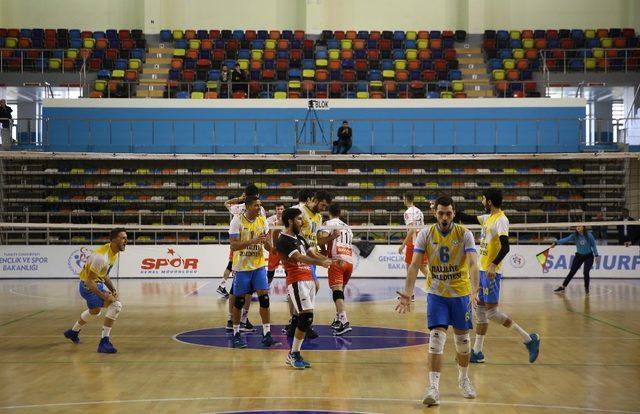 Haliliye voleybol takımından 3- 1’lik galibiyet