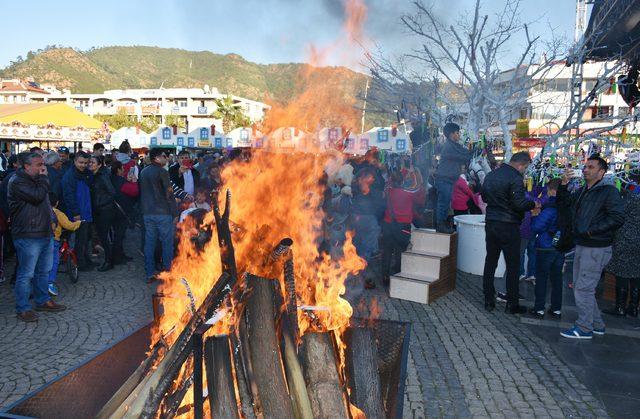 Marmaris'te Nar Dugan Bayramı coşkuyla kutlandı