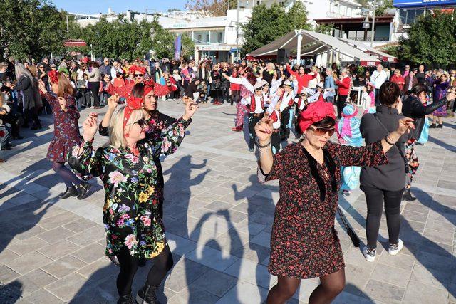 Bodrum'da renkli 'Nar Dugan Bayramı' kutlamaları