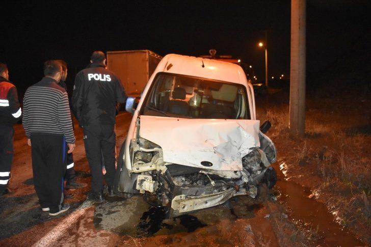 Spin atan sürücü zincirleme kazaya neden oldu: 8 yaralı G5