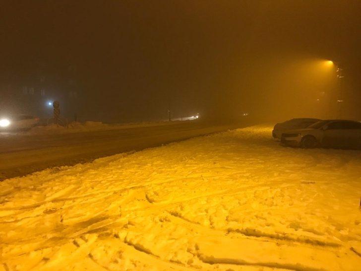 Yüksekova’da yoğun sis G1