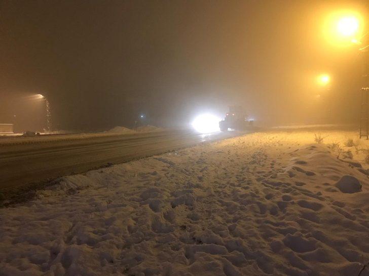 Yüksekova’da yoğun sis G4