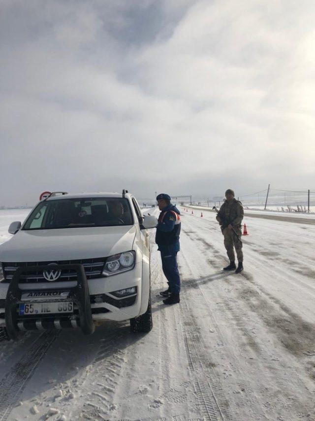 Jandarmadan ‘kış lastiği’ denetimi