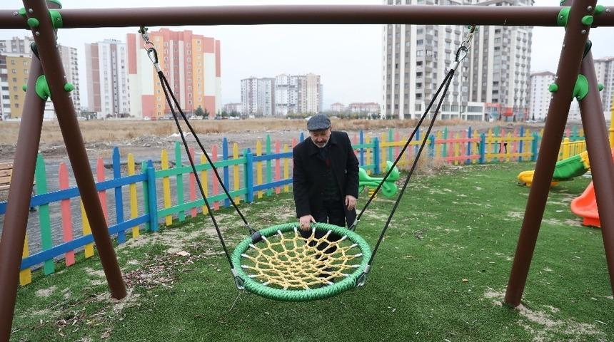 Başkan &Ccedil;olakbayrakdar, "Vatandaşlarımızın yaşamaktan keyif alacağı bir Kocasinan inşa ediyoruz"