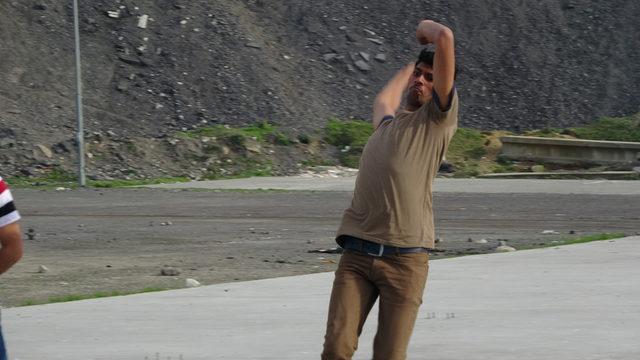 Pakistanlılar ve Afganların kriket keyfi 1