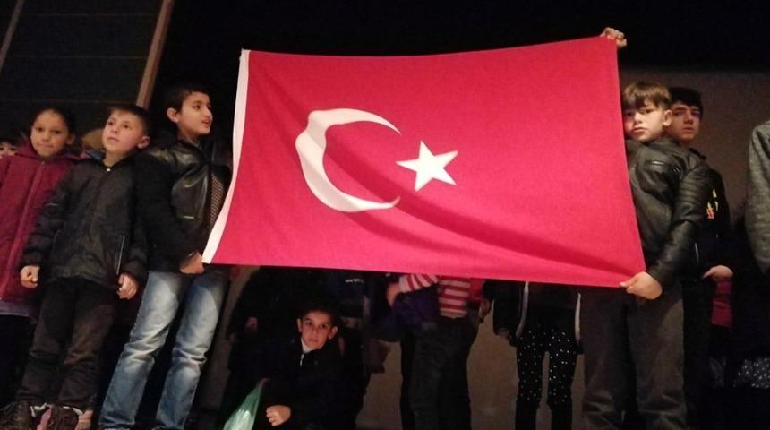 T&uuml;rkmen &ccedil;ocukların sinema keyfi