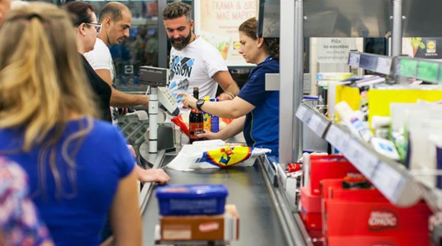 Naylon poşetler kasalarda okutulmaya başlandı