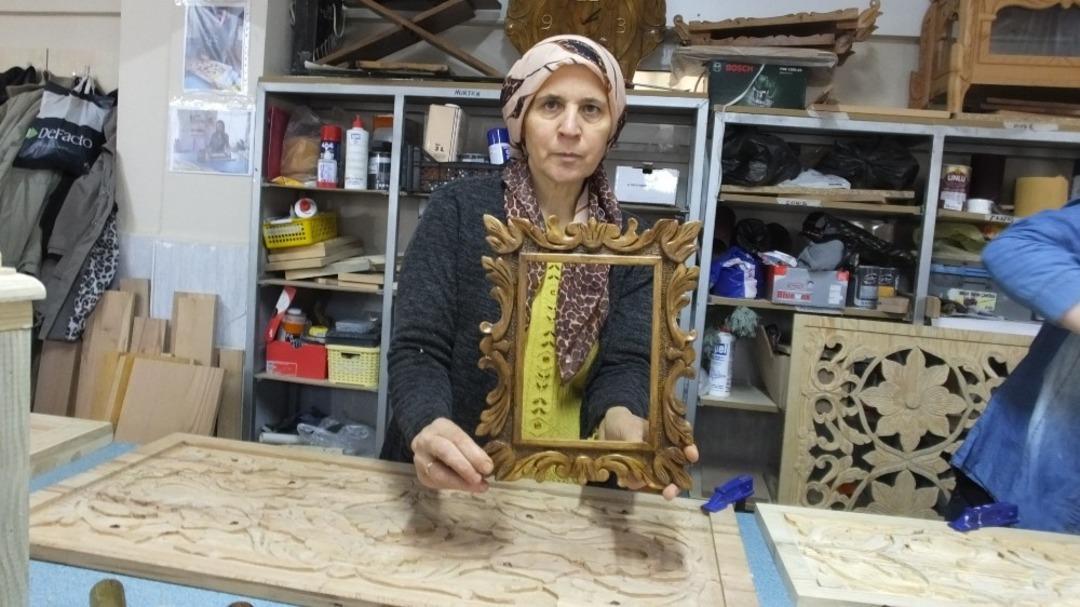 Ahşap İşlemeciliği Kursunda Osmanlı ve Sel&ccedil;uklu Motifleri hayata ge&ccedil;ti