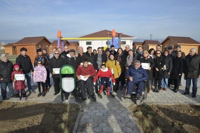 İki Eylül Gönüllü Bahçeleri açıldı