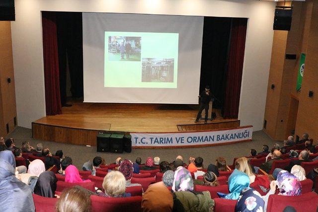 Mantar yetiştiriciliği hakkında eğitim programı düzenlendi