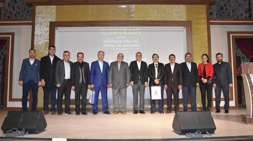 Şehzadeler&rsquo;in &rsquo;Yiğitbaşı Veli&rsquo;yi Anlama&rsquo; konferansı yoğun ilgi g&ouml;rd&uuml;