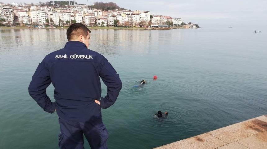 Kayıp kişinin cesedi denizden &ccedil;ıktı