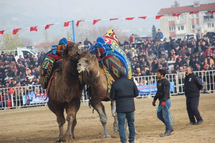 Develer arenaya sığmadı G4