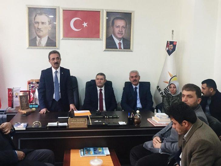 Necdet Takva, partililerle buluştu G2