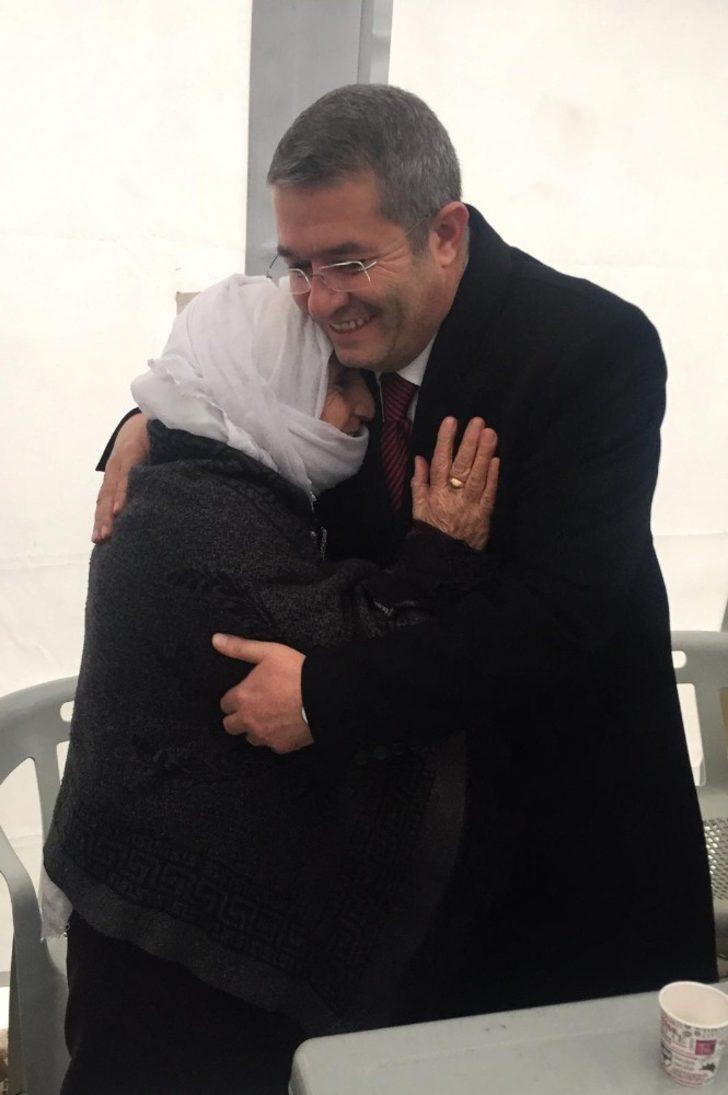 Necdet Takva, partililerle buluştu G5