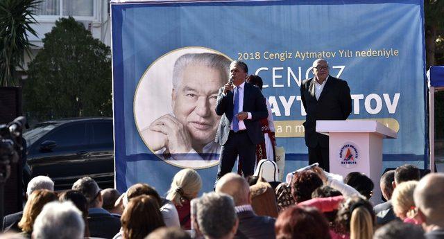 Cengiz Aytmatov, Muratpaşa’da anıldı