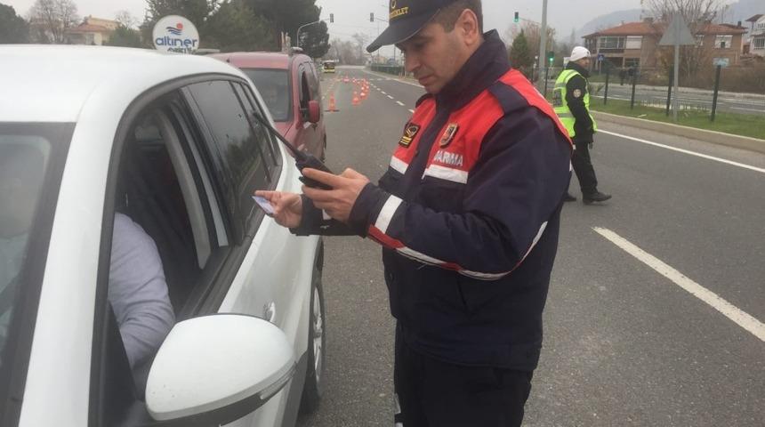 Edremit&rsquo;te polis ve jandarma kara yolunda kuş u&ccedil;urtmuyor